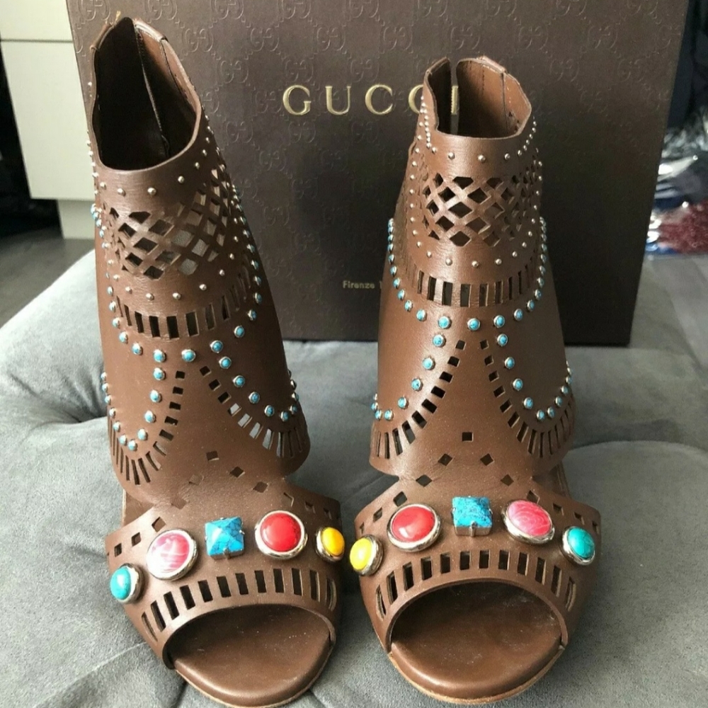Gucci shoes